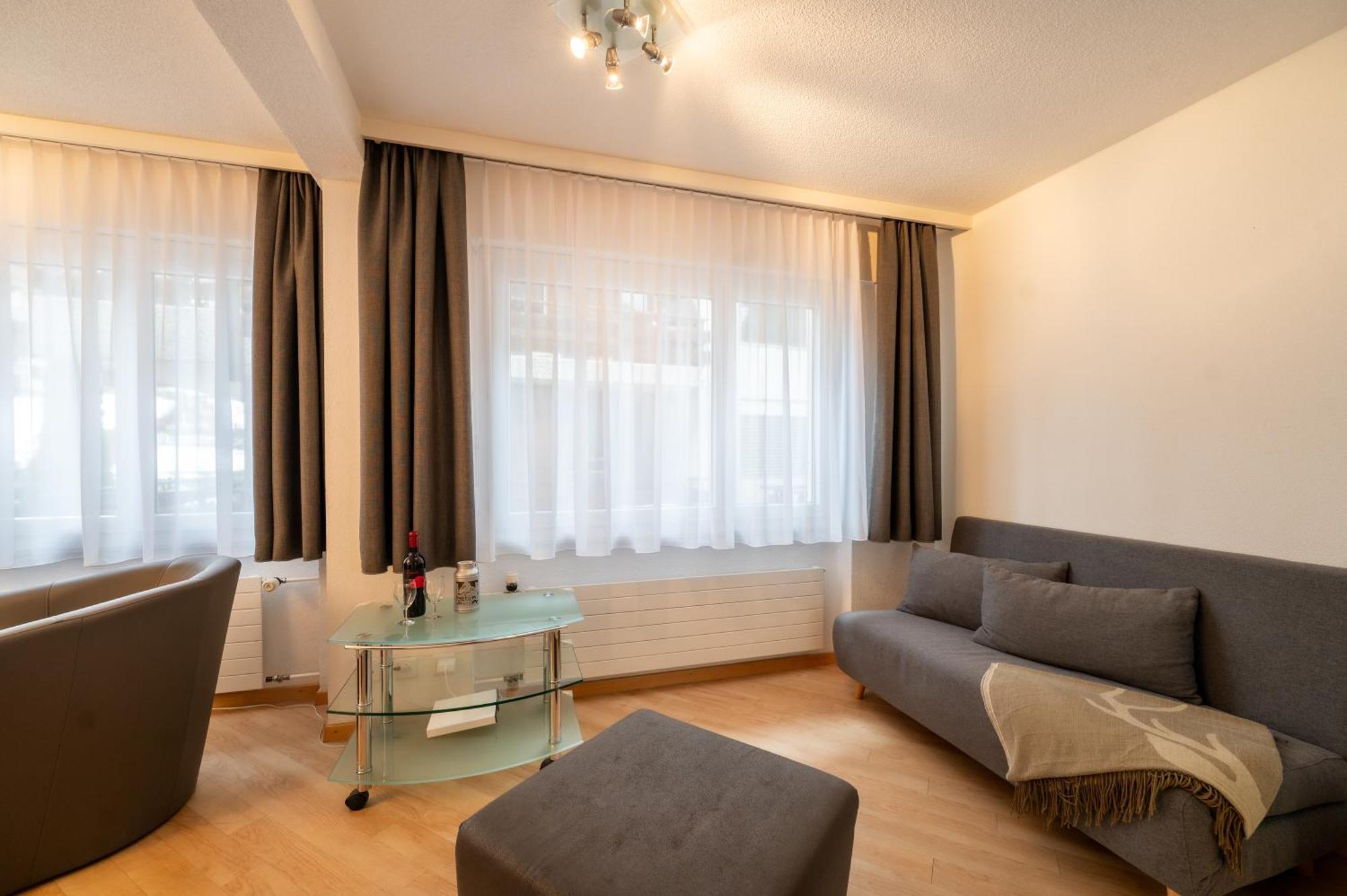 Apartment Aroleid *